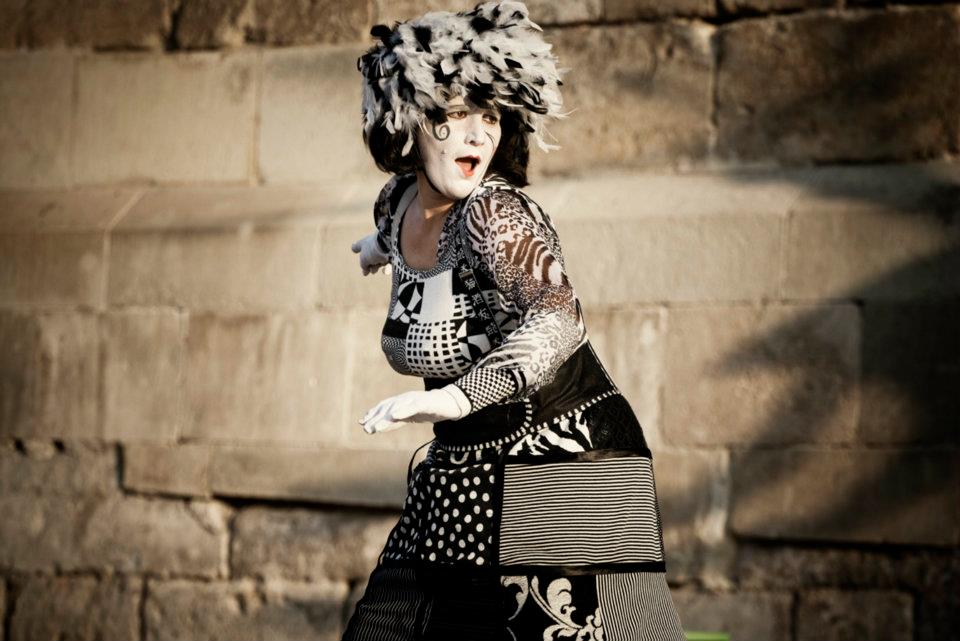 Blanco y negro Elena